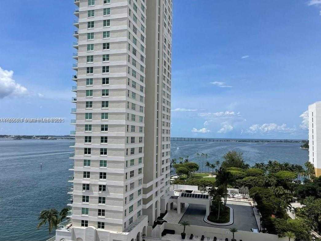 Small Image of 770 CLAUGHTON ISLAND DR #1208, Miami Number 2