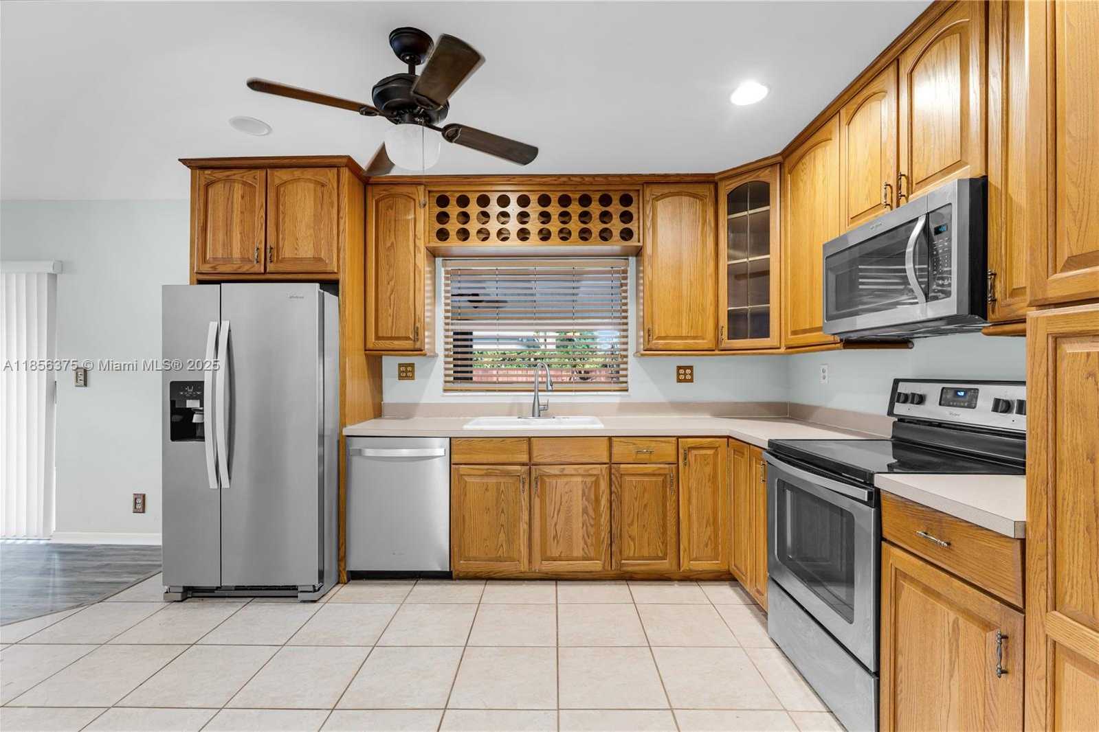Small Image of 7621 SOUTH WEST 146TH AVE, Miami Number 7