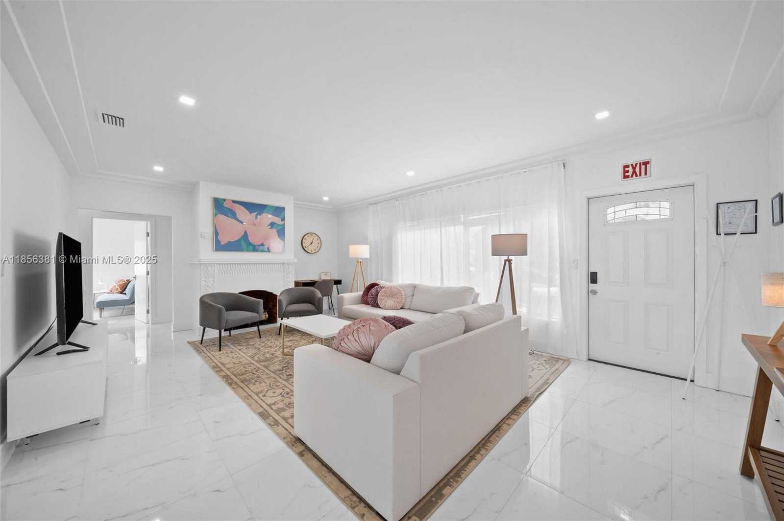 Small Image of 1625 HOLLYWOOD BLVD #1, Hollywood Number 9