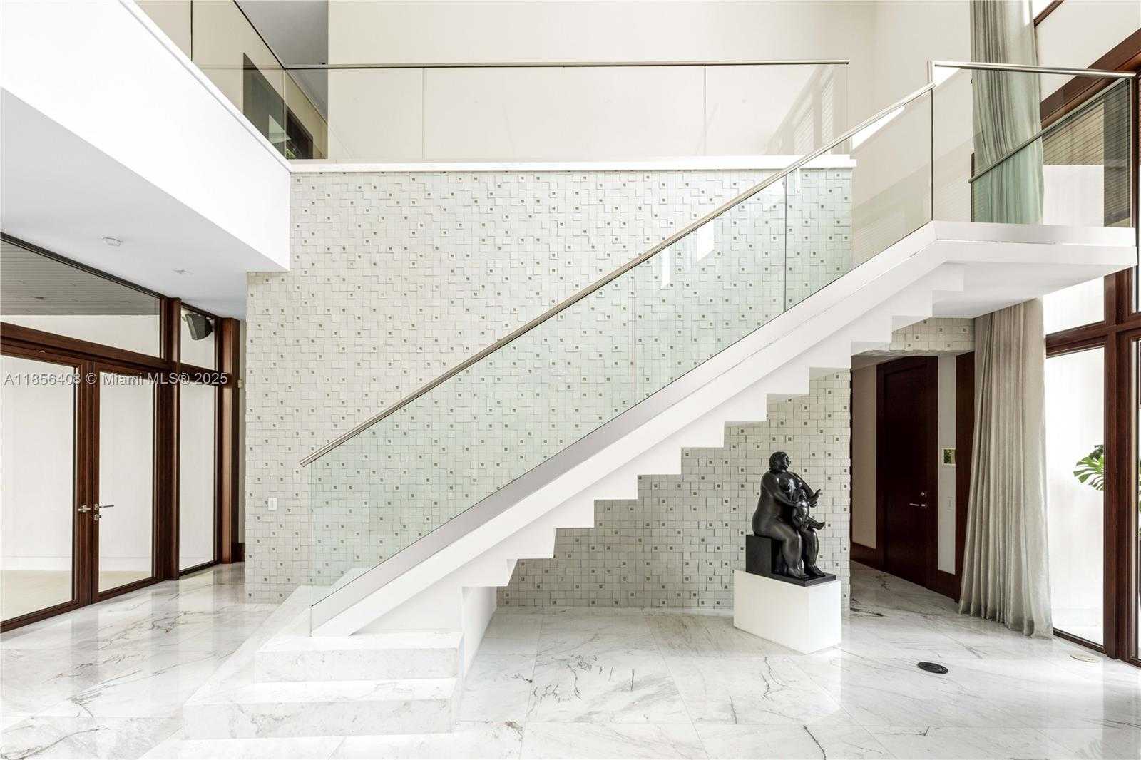 Small Image of 401 ARVIDA PKWY #., Coral Gables Number 8