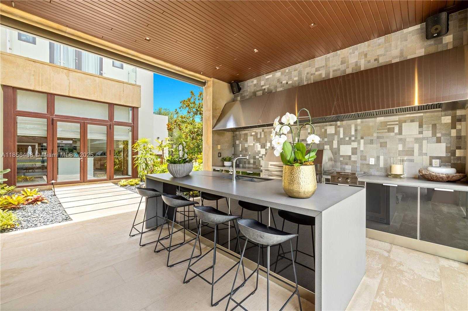 Small Image of 401 ARVIDA PKWY #., Coral Gables Number 80