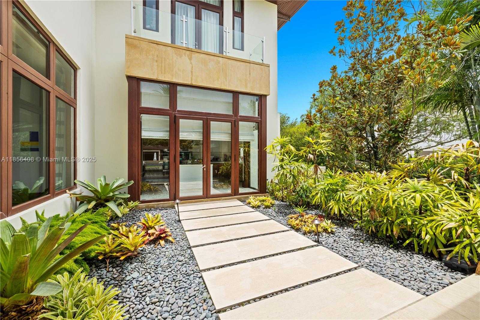 Small Image of 401 ARVIDA PKWY #., Coral Gables Number 81