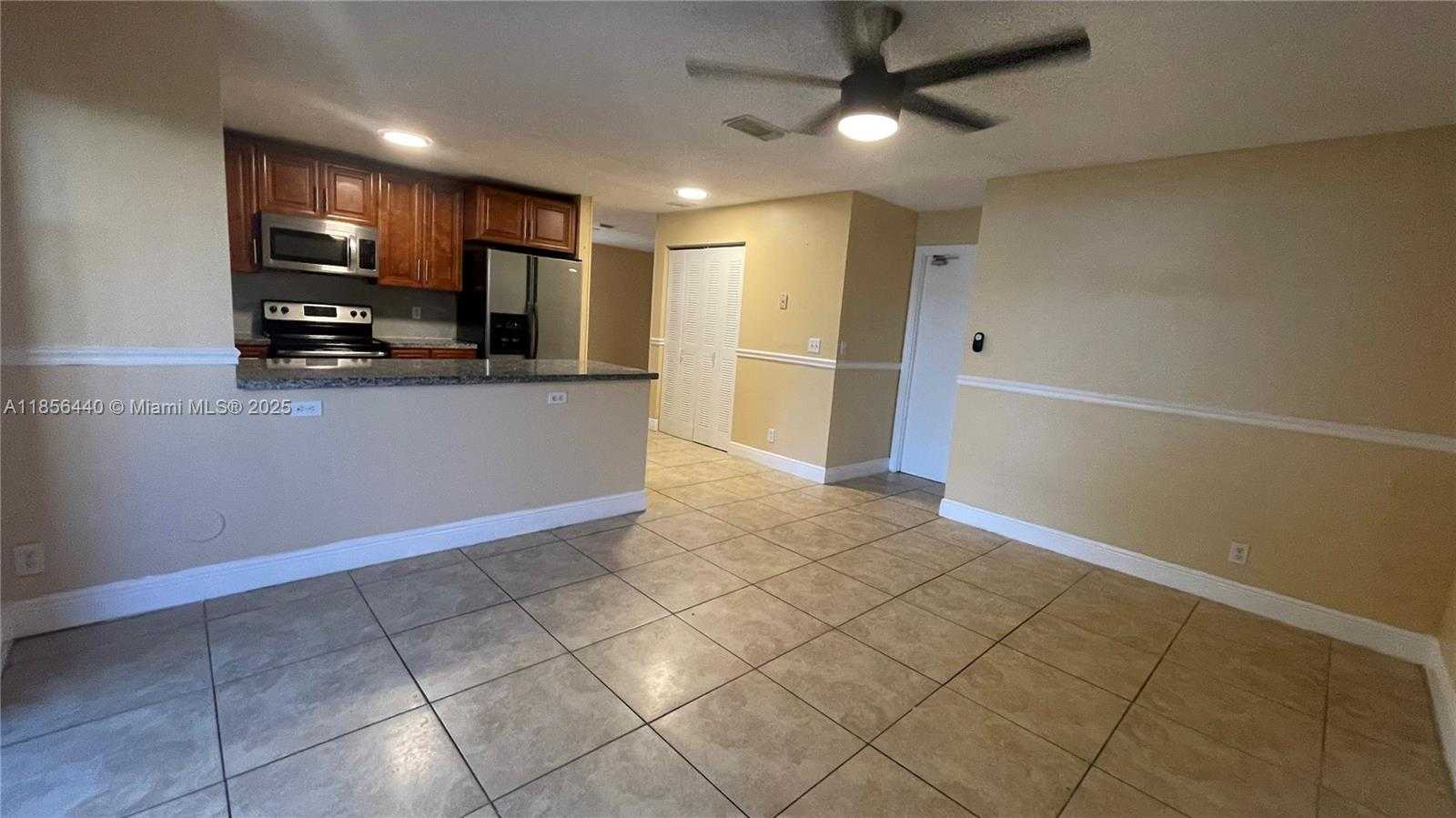 Small Image of 8274 SOUTH WEST 42ND CT, Davie Number 10