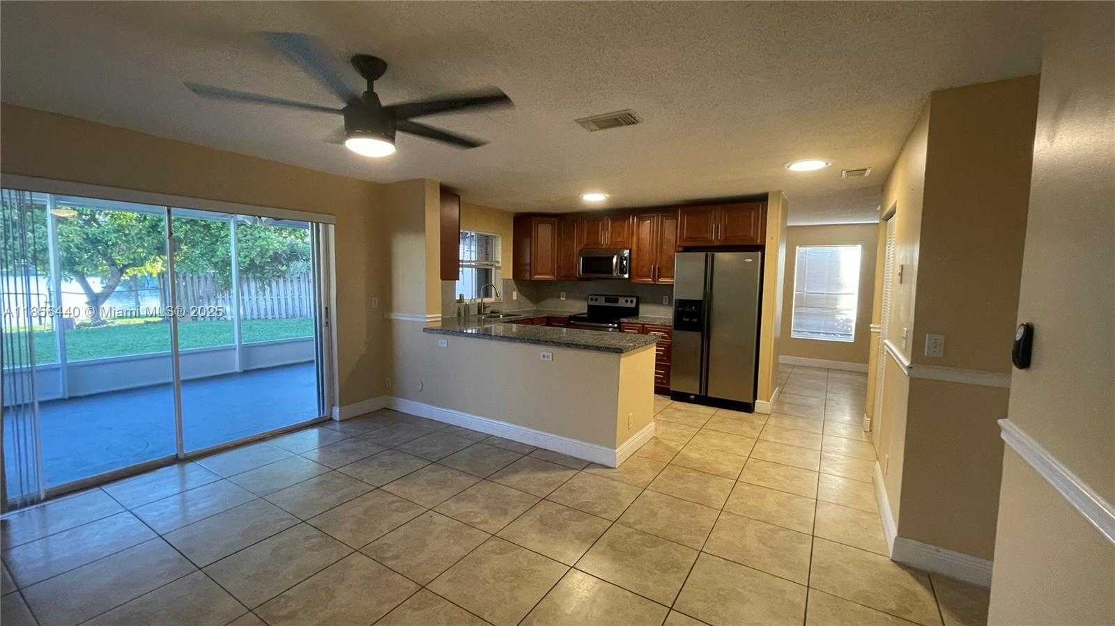 Small Image of 8274 SOUTH WEST 42ND CT, Davie Number 3