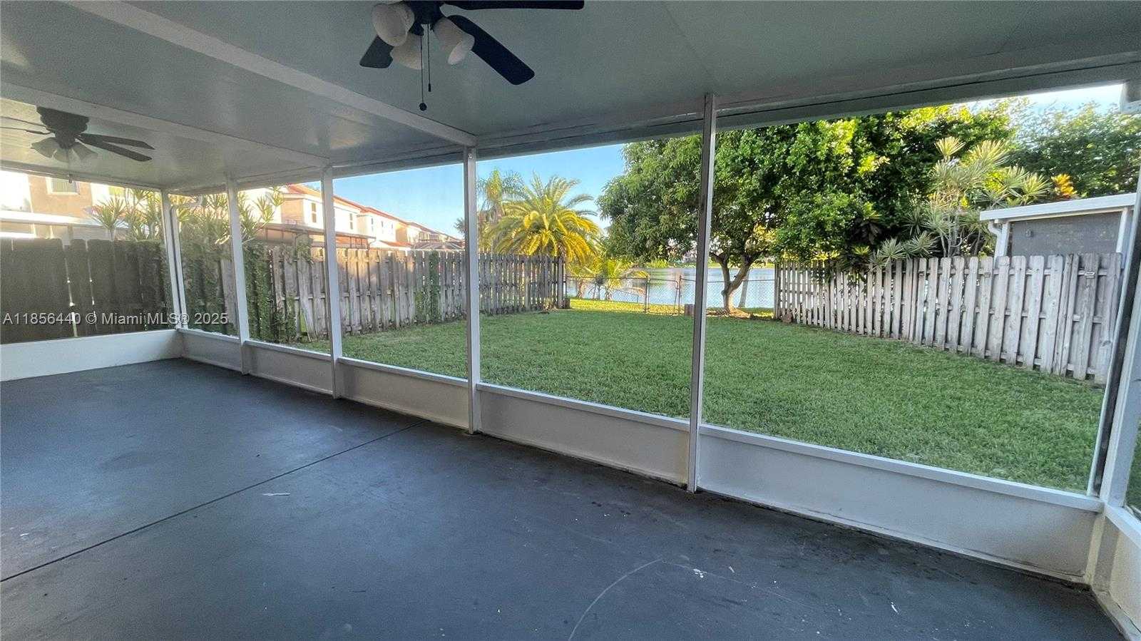 Small Image of 8274 SOUTH WEST 42ND CT, Davie Number 31