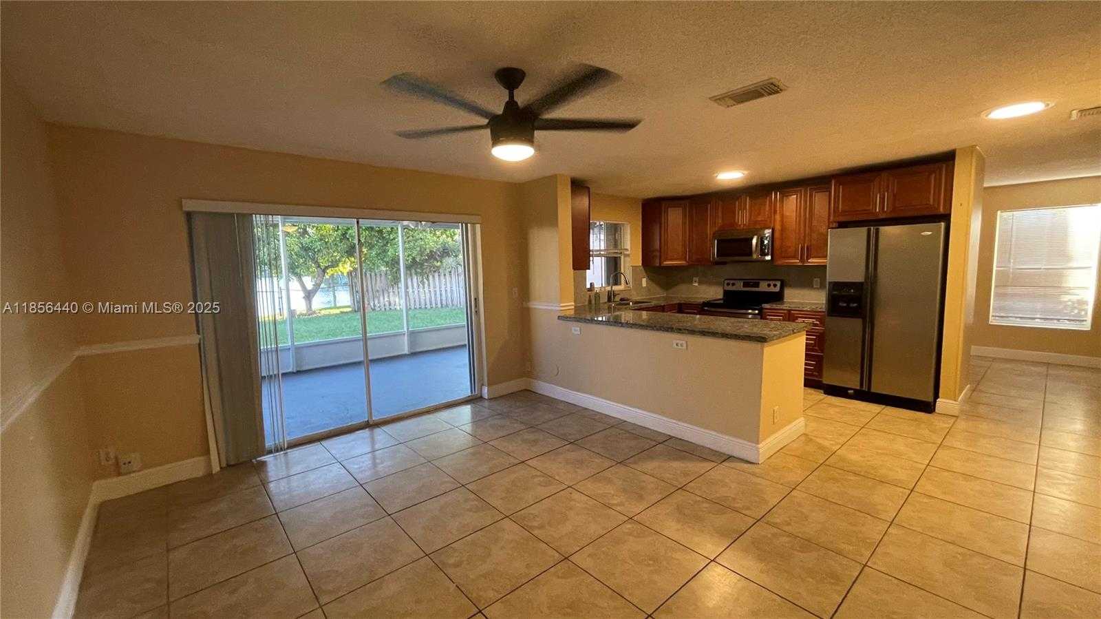 Small Image of 8274 SOUTH WEST 42ND CT, Davie Number 5