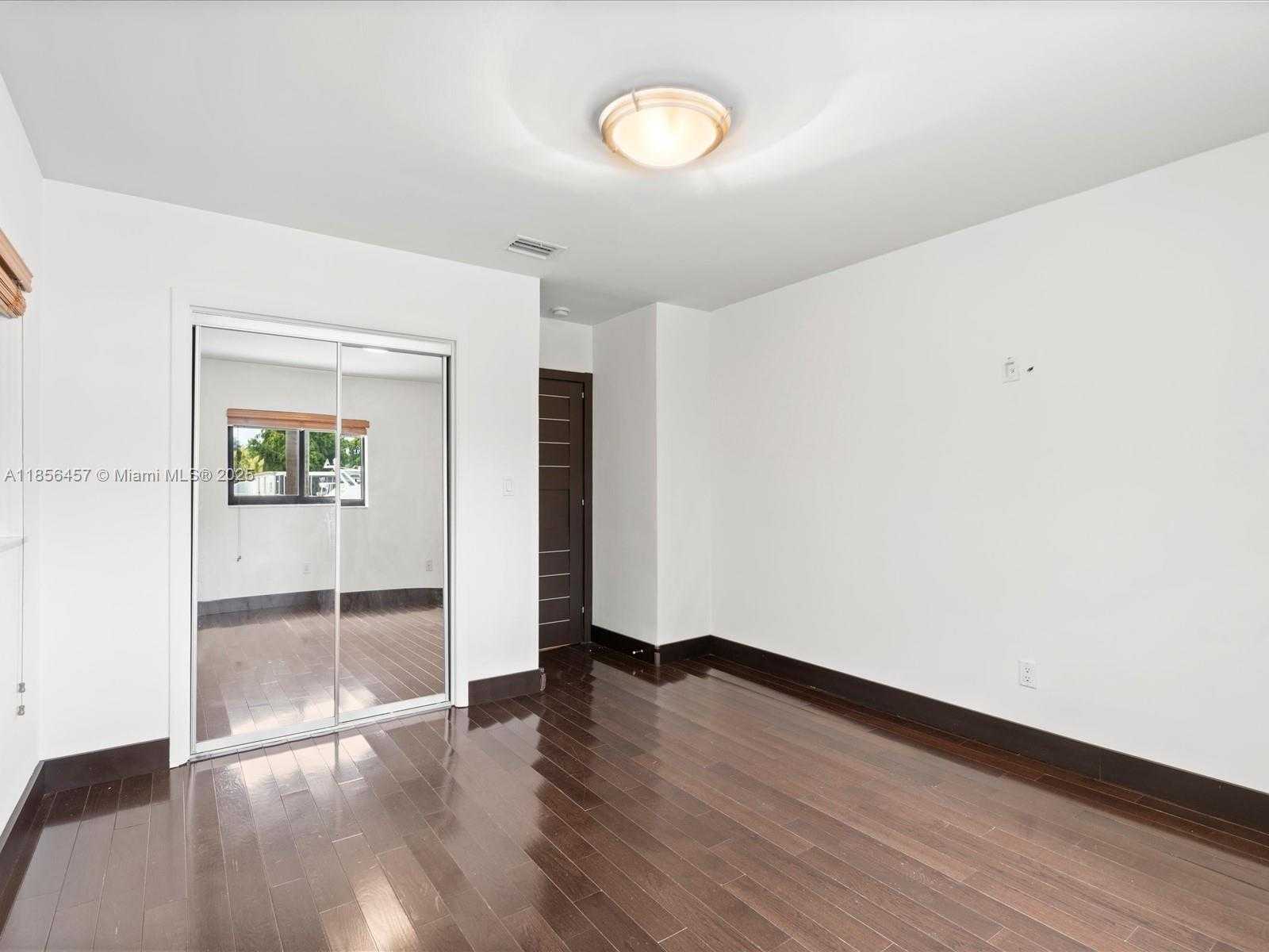 Small Image of 13205 ARCH CREEK TER, North Miami Number 44
