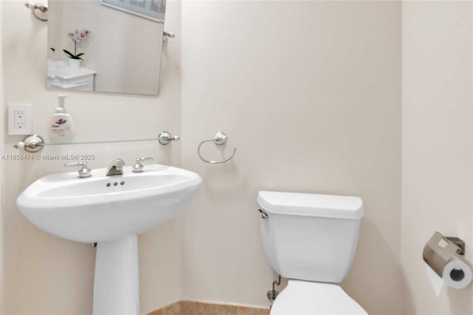 Small Image of 801 BRICKELL KEY BLVD #3212, Miami Number 14