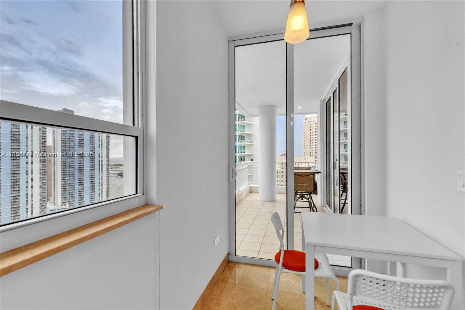 Small Image of 801 BRICKELL KEY BLVD #3212, Miami Number 17