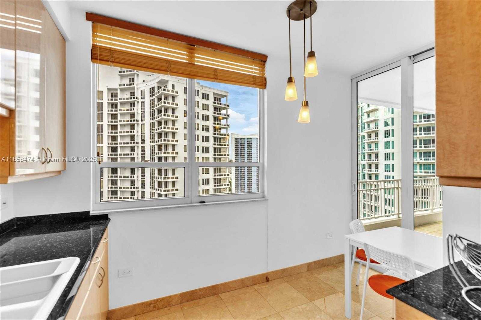 Small Image of 801 BRICKELL KEY BLVD #3212, Miami Number 18