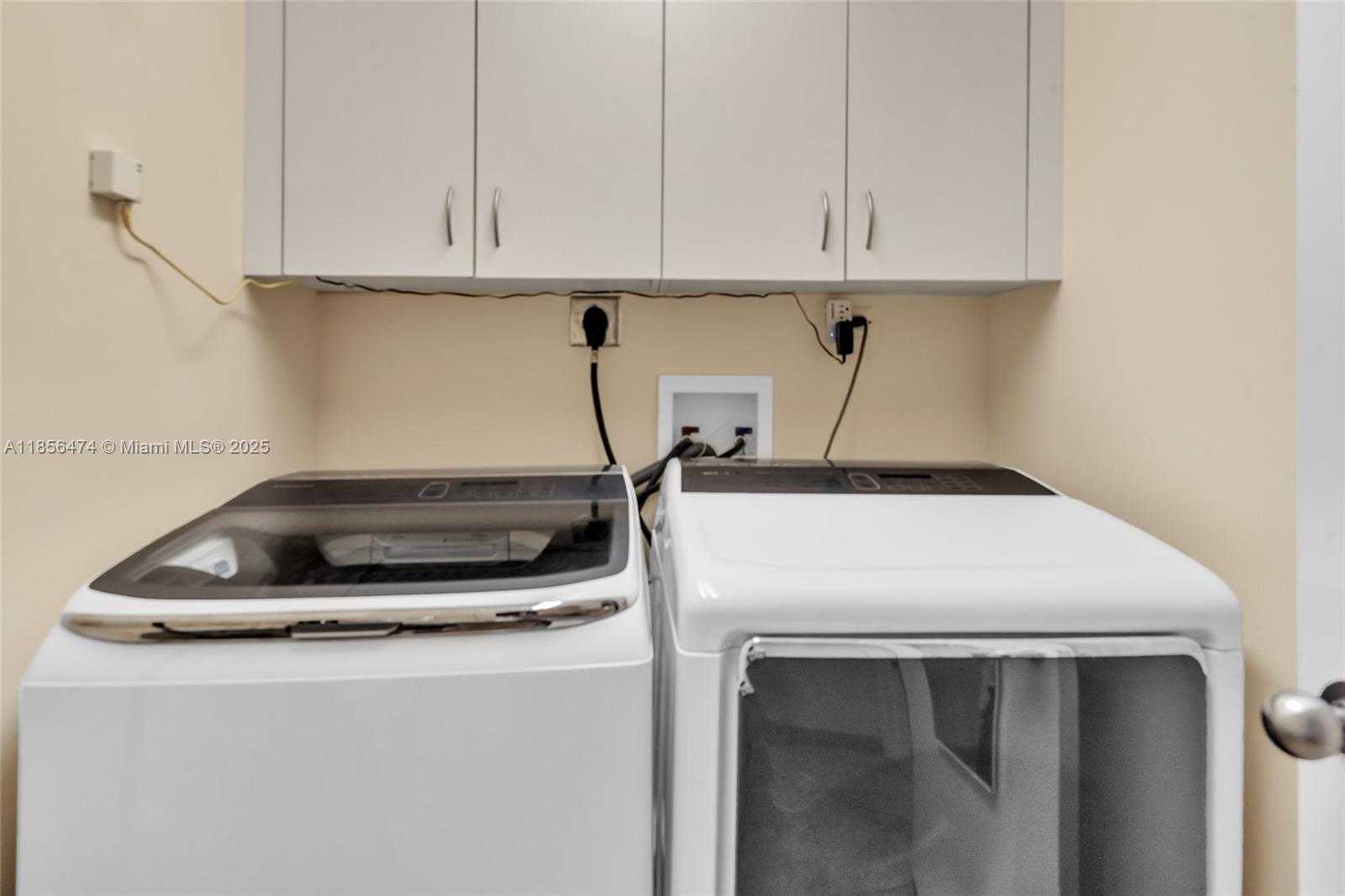 Small Image of 801 BRICKELL KEY BLVD #3212, Miami Number 28
