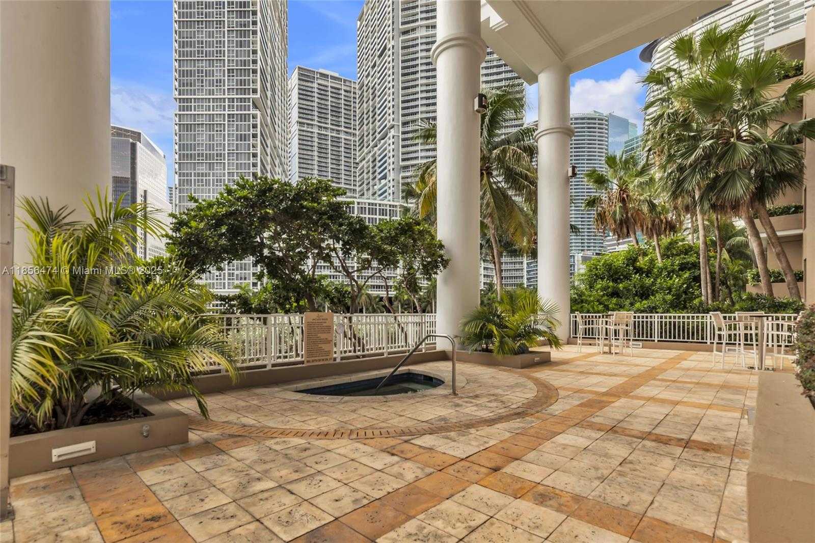 Small Image of 801 BRICKELL KEY BLVD #3212, Miami Number 36
