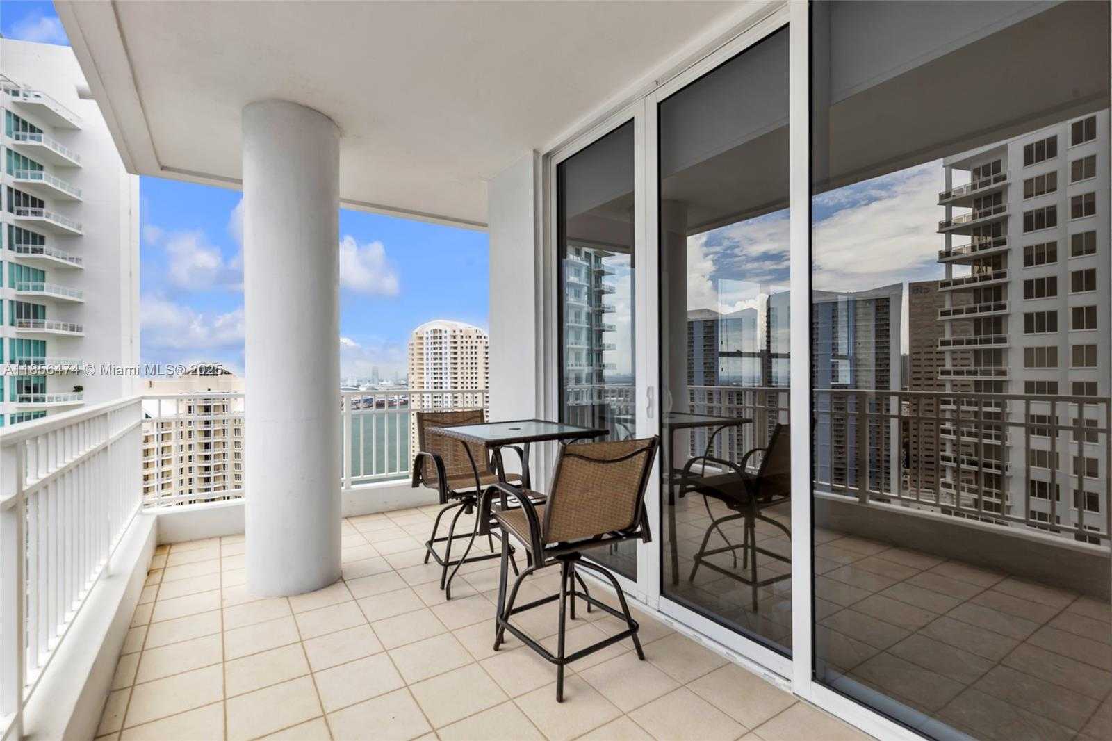 Small Image of 801 BRICKELL KEY BLVD #3212, Miami Number 4
