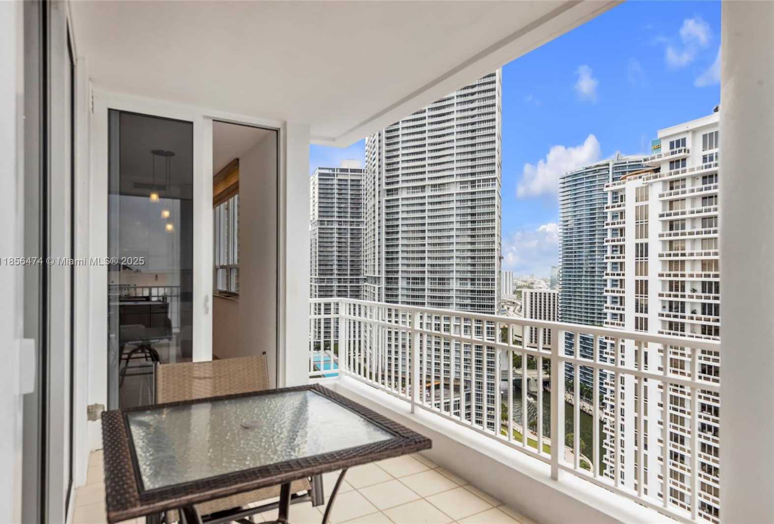Small Image of 801 BRICKELL KEY BLVD #3212, Miami Number 5