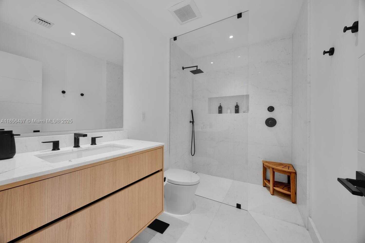 Small Image of 5827 SOUTH WEST 69TH CT #5827, Miami Number 13