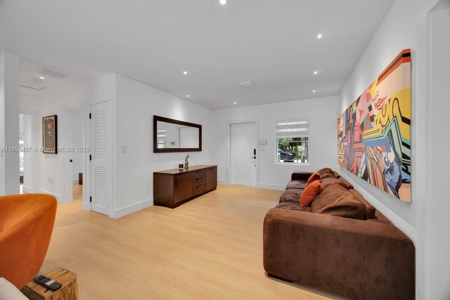Small Image of 5827 SOUTH WEST 69TH CT #5827, Miami Number 3