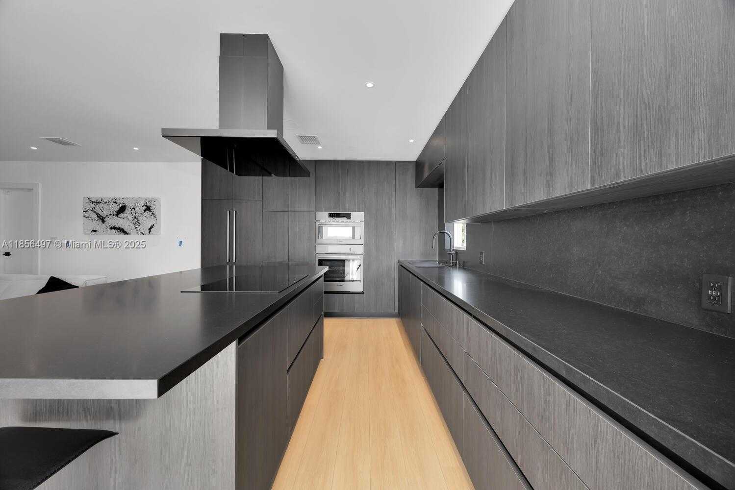 Small Image of 5827 SOUTH WEST 69TH CT #5827, Miami Number 8
