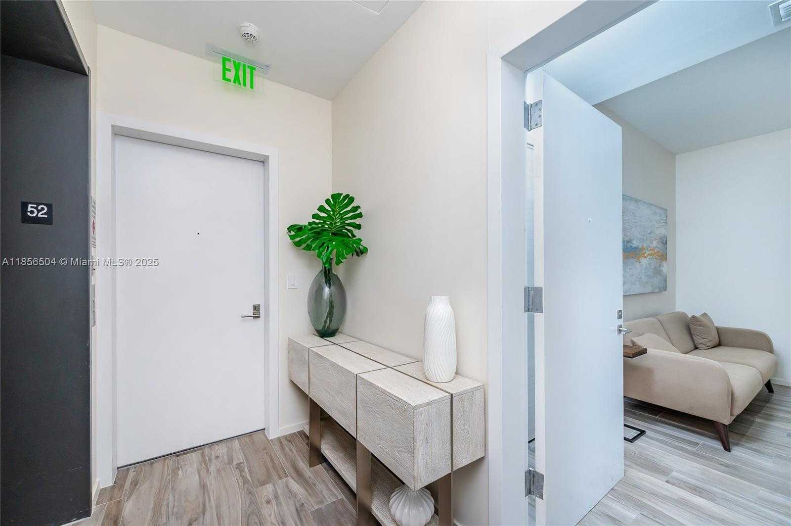 Small Image of 801 SOUTH MIAMI AVE #5207, Miami Number 22