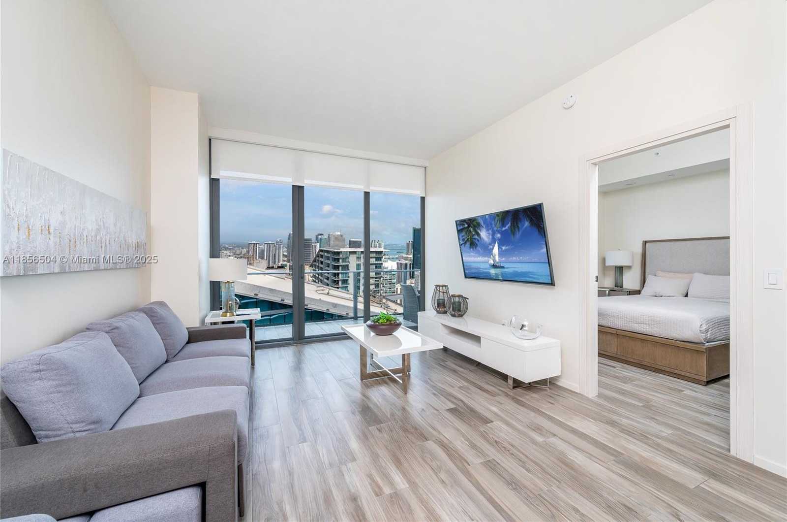 Small Image of 801 SOUTH MIAMI AVE #5207, Miami Number 5