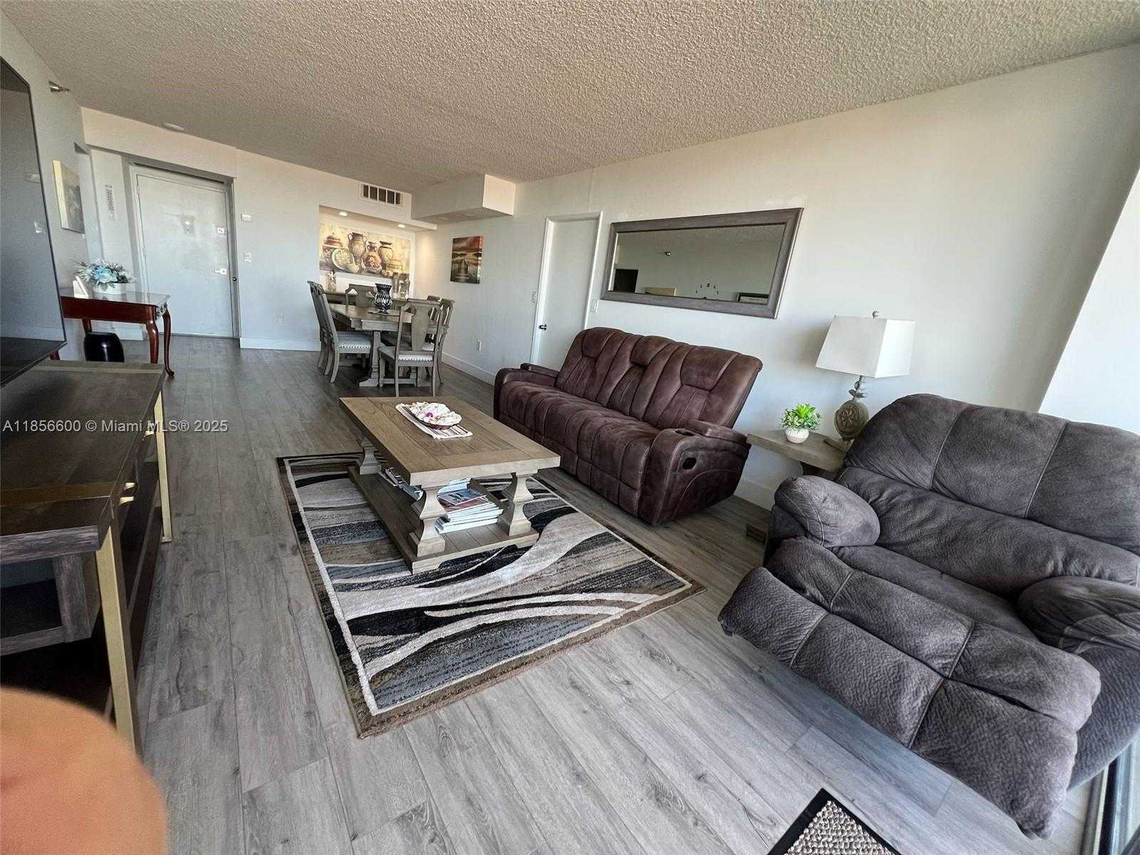 Small Image of 20505 EAST COUNTRY CLUB DR #1932, Aventura Number 4