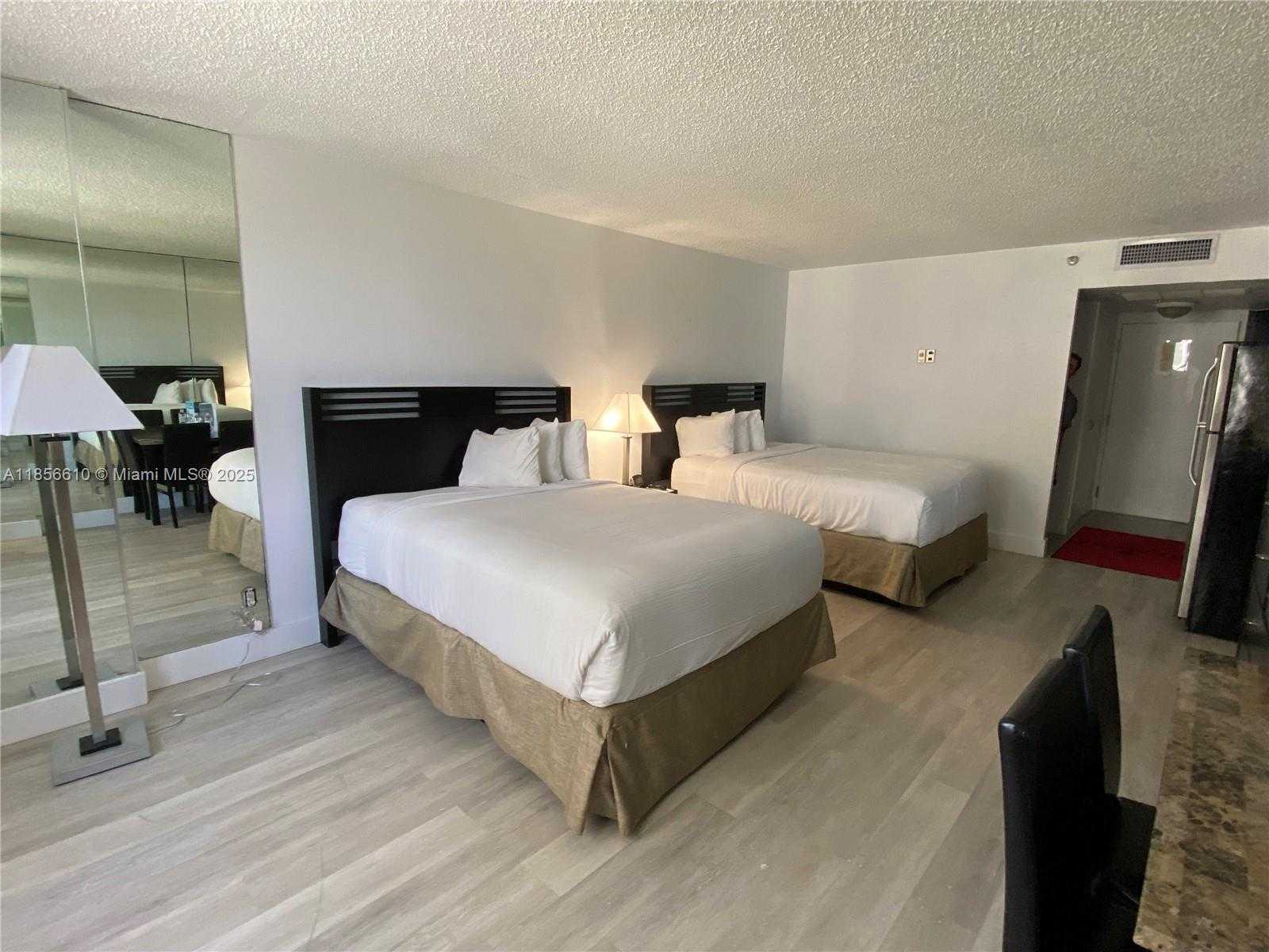 Small Image of 19201 COLLINS AVE #522, Sunny Isles Beach Number 2