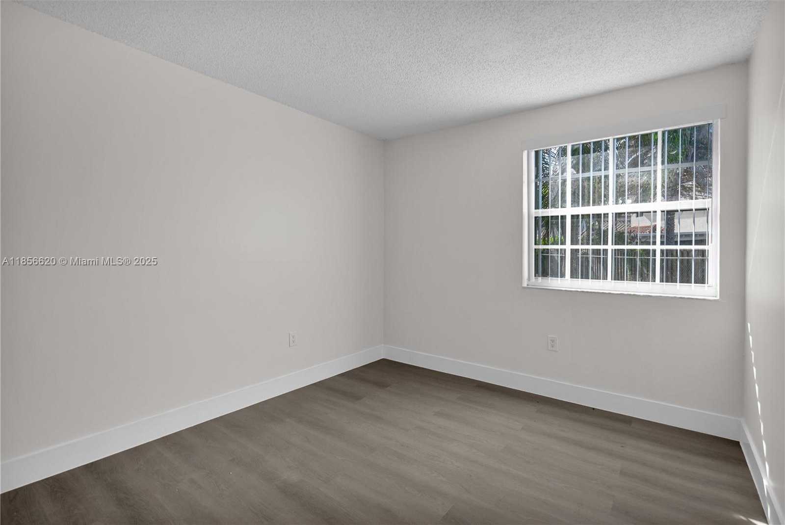 Small Image of 9715 FONTAINEBLEAU BLVD #E108, Miami Number 17