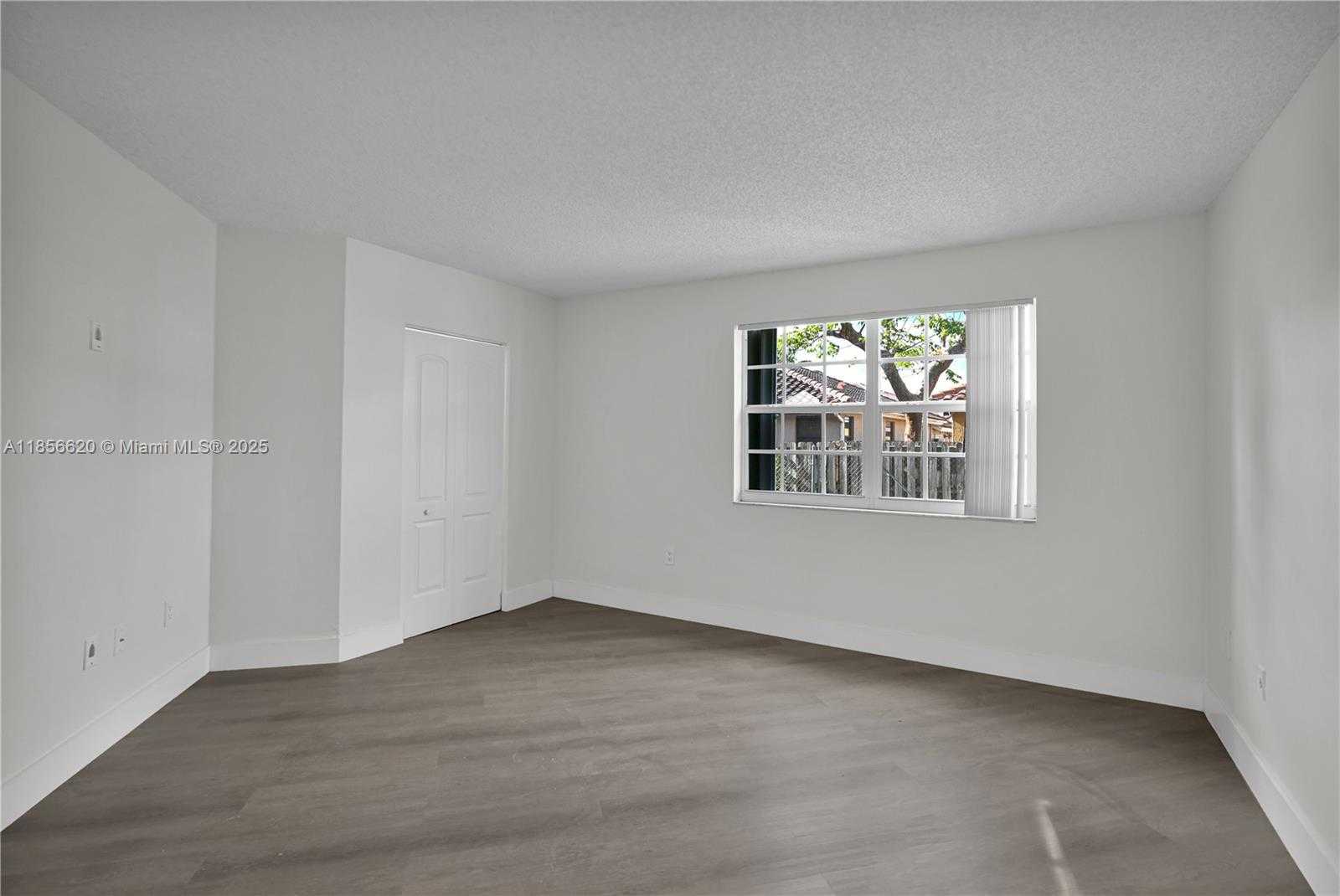 Small Image of 9715 FONTAINEBLEAU BLVD #E108, Miami Number 20