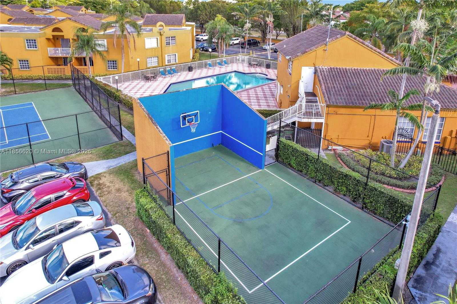 Small Image of 9715 FONTAINEBLEAU BLVD #E108, Miami Number 31