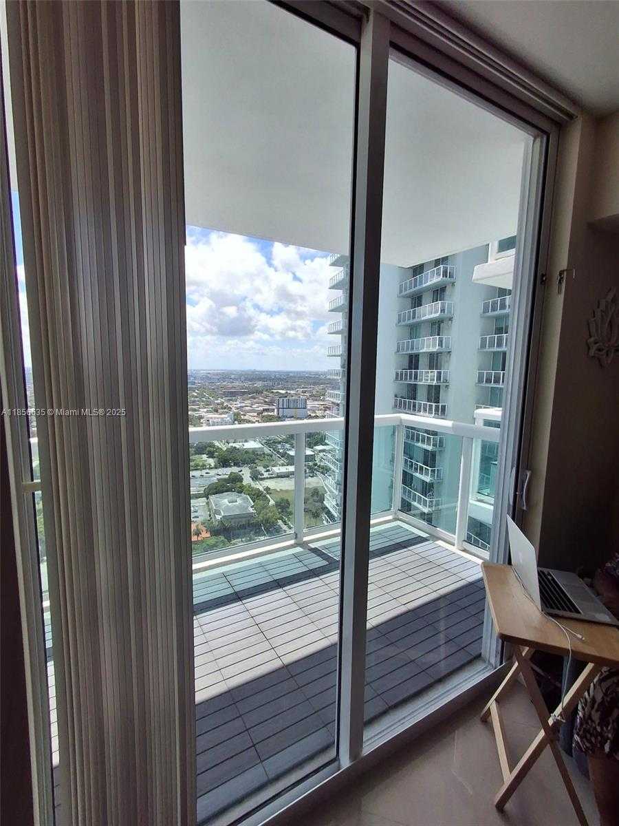 Small Image of 1800 NORTH BAYSHORE DR #3908, Miami Number 25