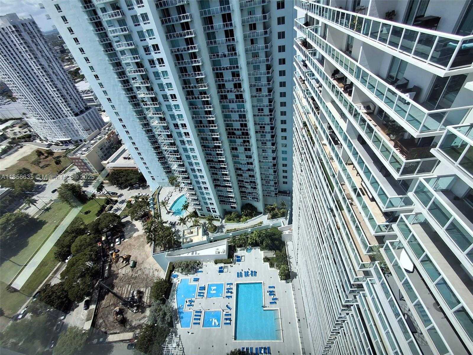 Small Image of 1800 NORTH BAYSHORE DR #3908, Miami Number 29