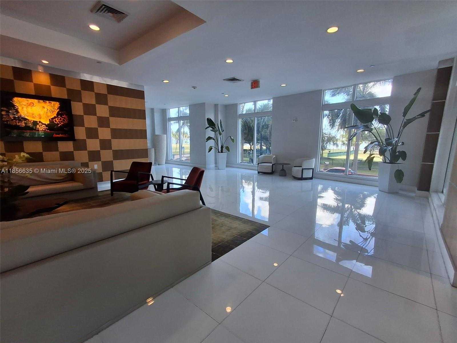 Small Image of 1800 NORTH BAYSHORE DR #3908, Miami Number 7