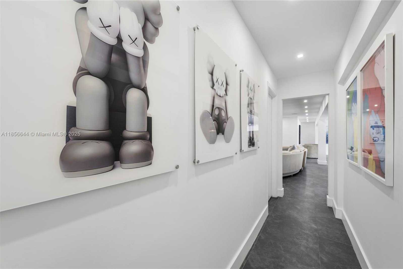Small Image of 4322 POLK ST, Hollywood Number 20
