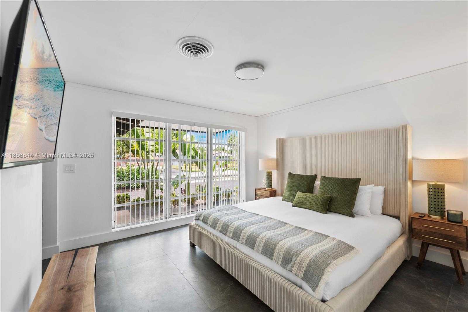 Small Image of 4322 POLK ST, Hollywood Number 25