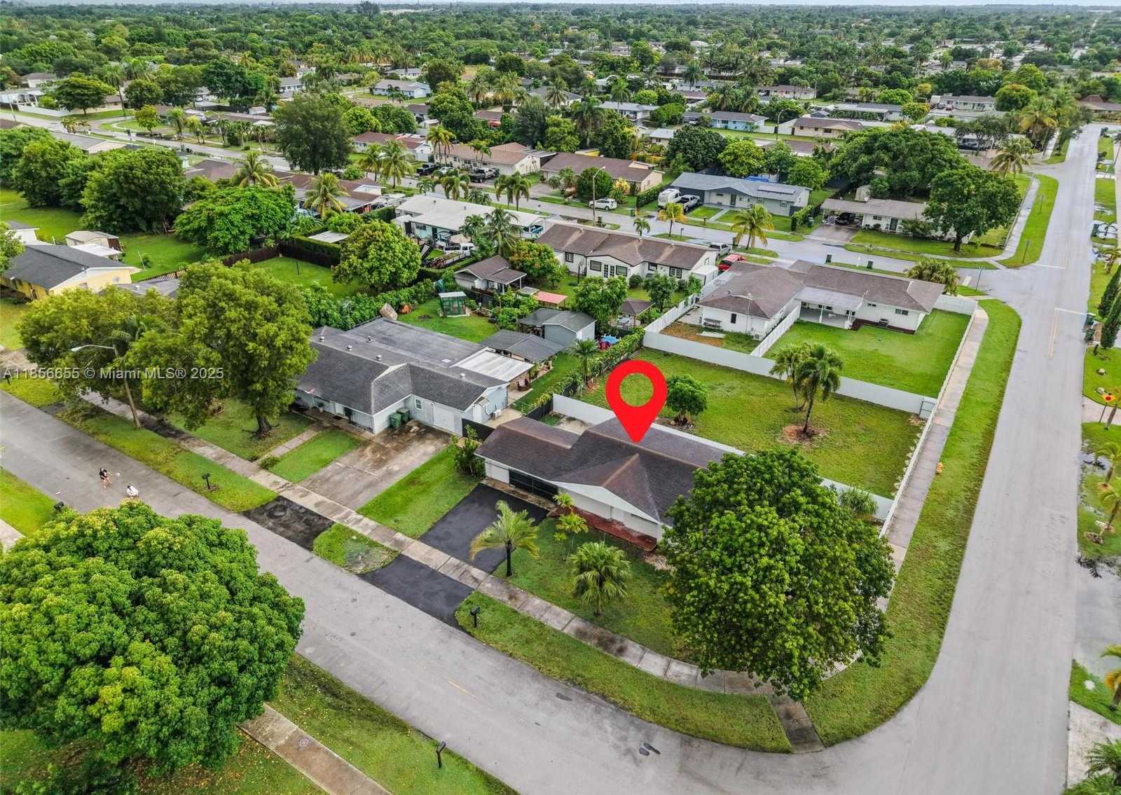 Small Image of 1621 NORTH WEST 13TH AVE, Homestead Number 23
