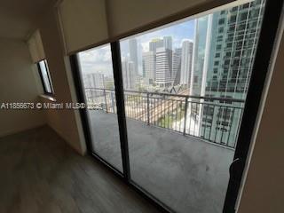 Small Image of 999 SOUTH WEST 1ST AVE #1414, Miami Number 6