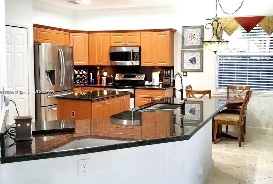 Small Image of 16452 SOUTH WEST 58TH TER, Miami Number 6