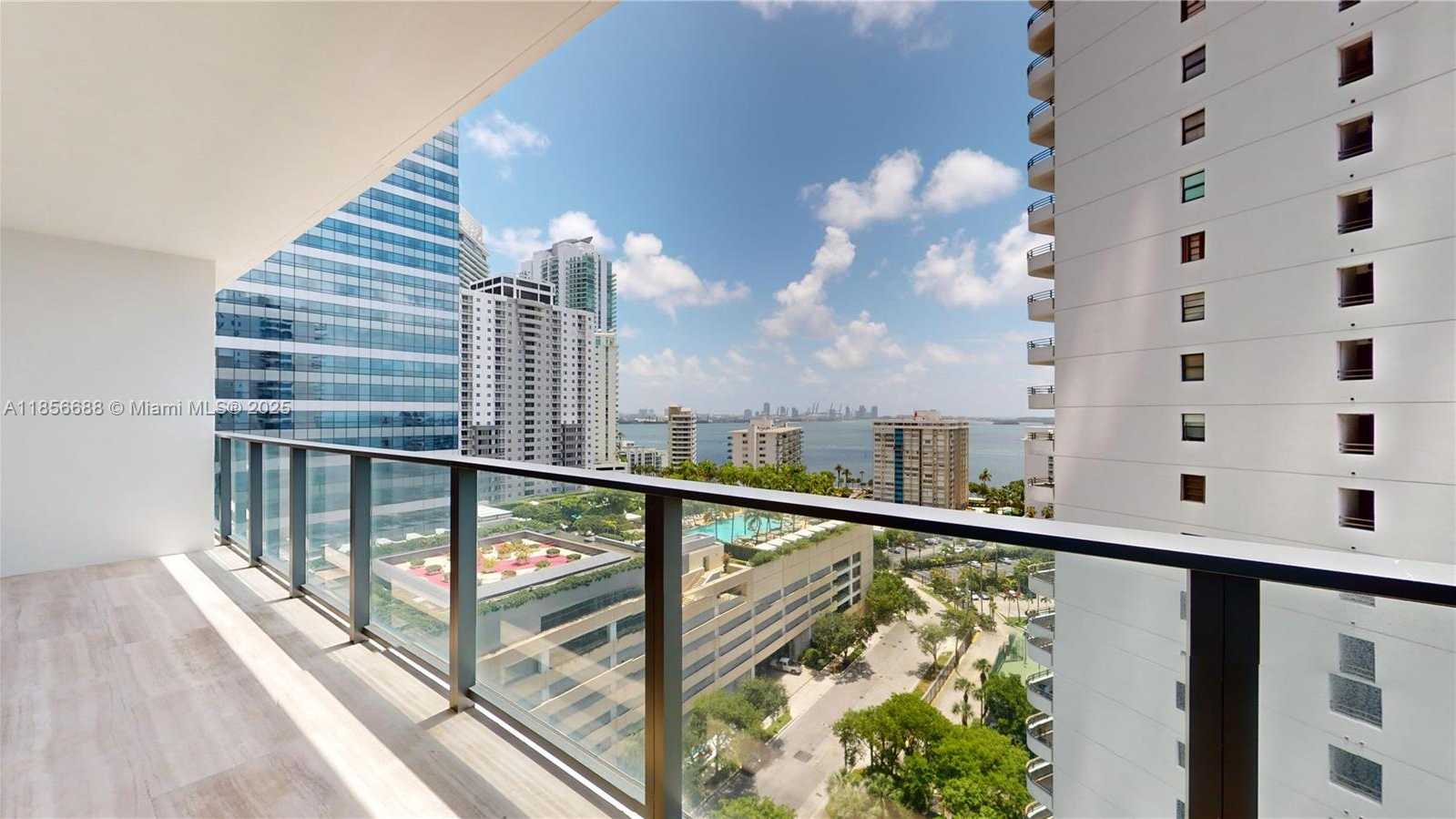 Small Image of 1451 BRICKELL AVE #1502, Miami Number 16