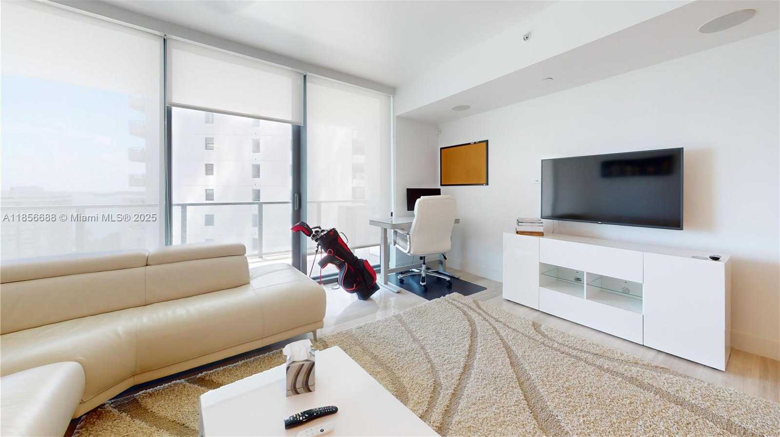 Small Image of 1451 BRICKELL AVE #1502, Miami Number 5