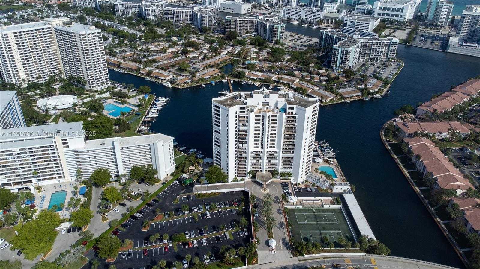 Small Image of 300 THREE ISLANDS BLVD #516, Hallandale Beach Number 20