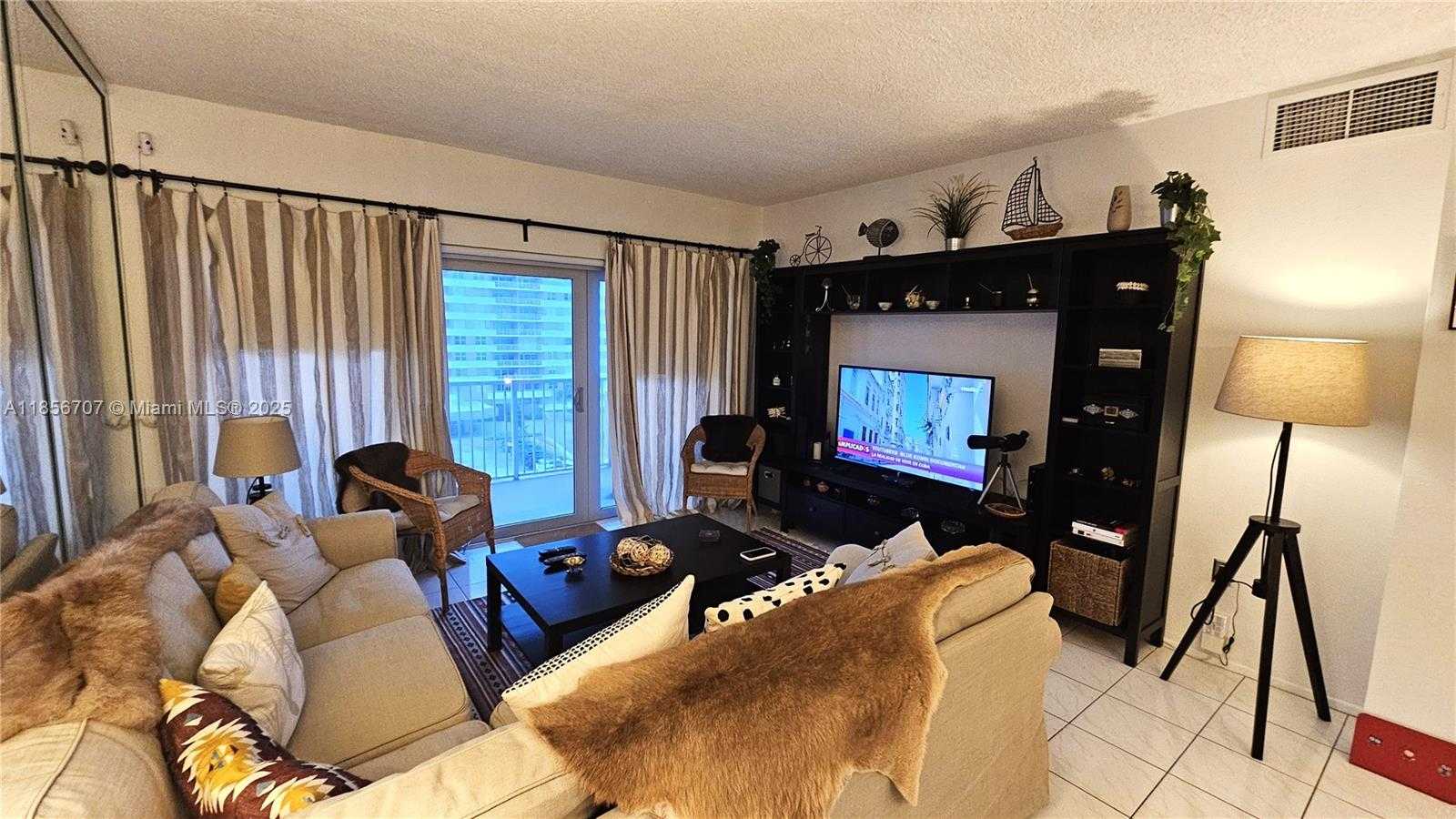 Small Image of 1980 SOUTH OCEAN DR #6B, Hallandale Beach Number 10