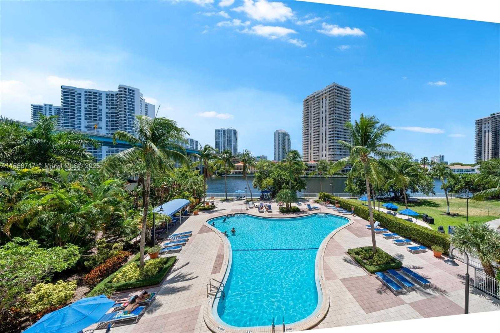 Small Image of 19390 COLLINS AVE #1410, Sunny Isles Beach Number 26
