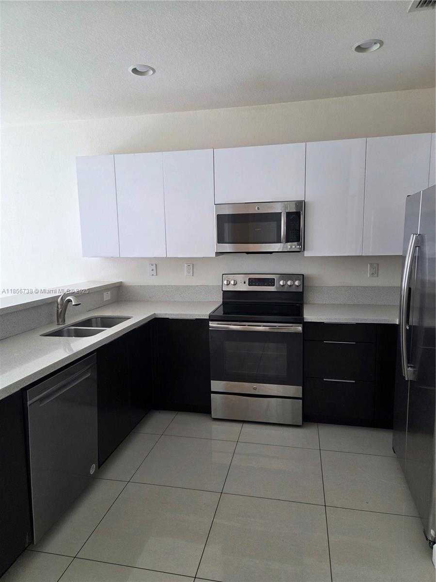Small Image of 8841 NORTH WEST 103RD AVE #6641, Doral Number 5