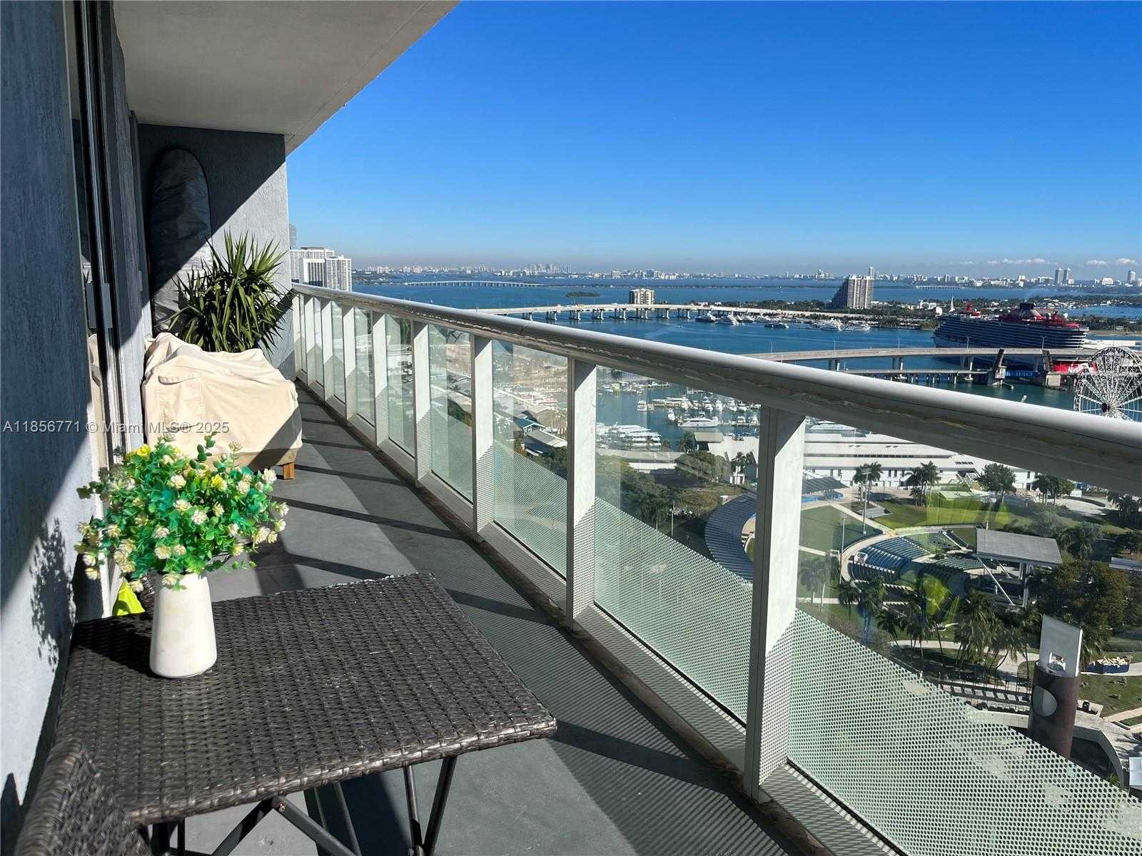 Small Image of 50 BISCAYNE BLVD #2806, Miami Number 13
