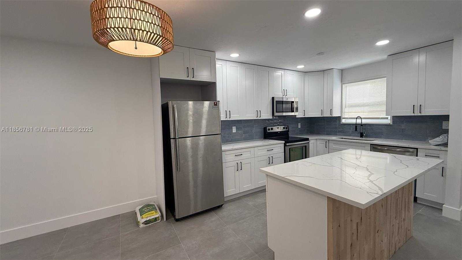 Small Image of 315 NORTH 26TH AVE #417, Hollywood Number 6
