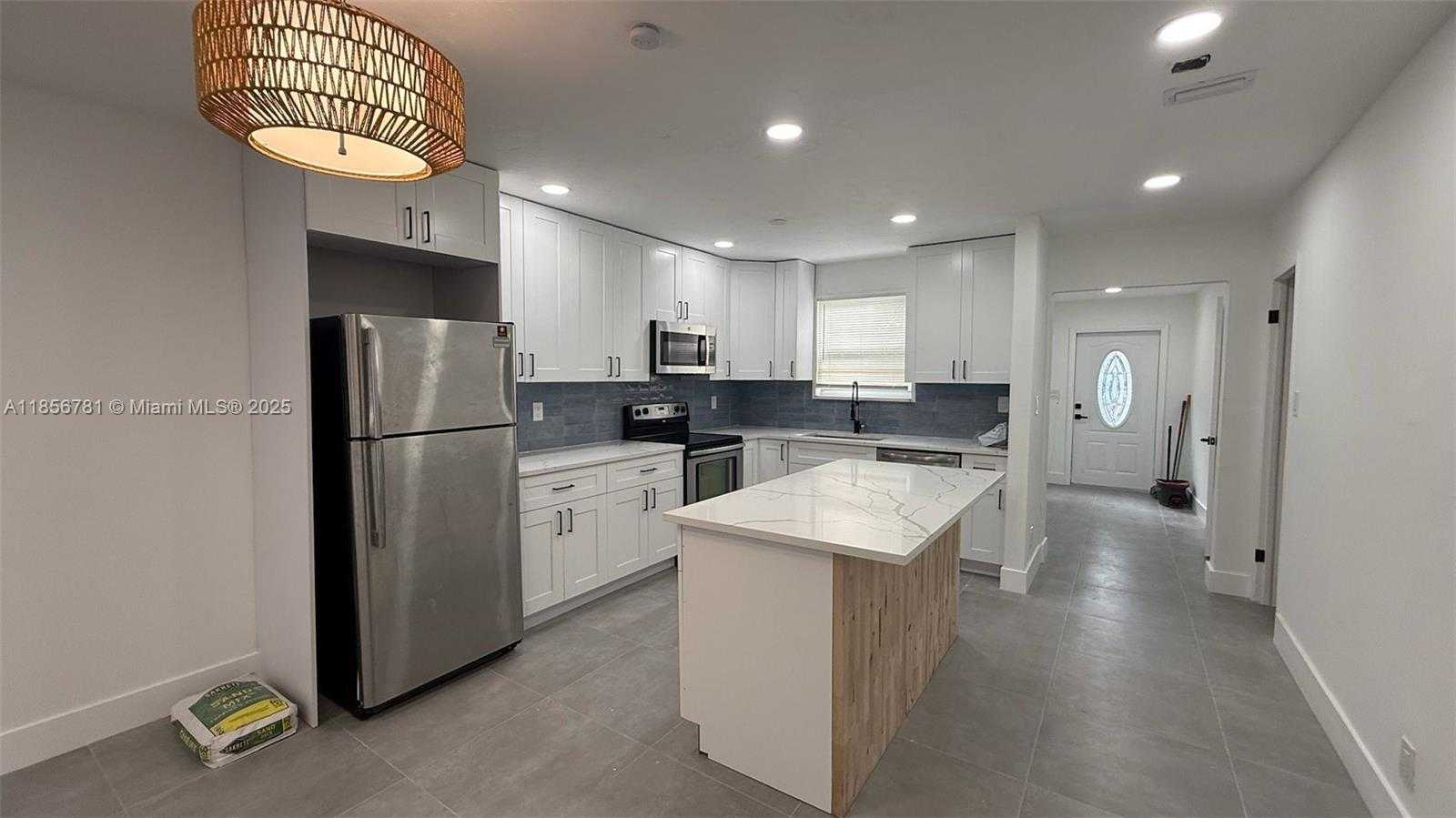 Small Image of 315 NORTH 26TH AVE #417, Hollywood Number 7