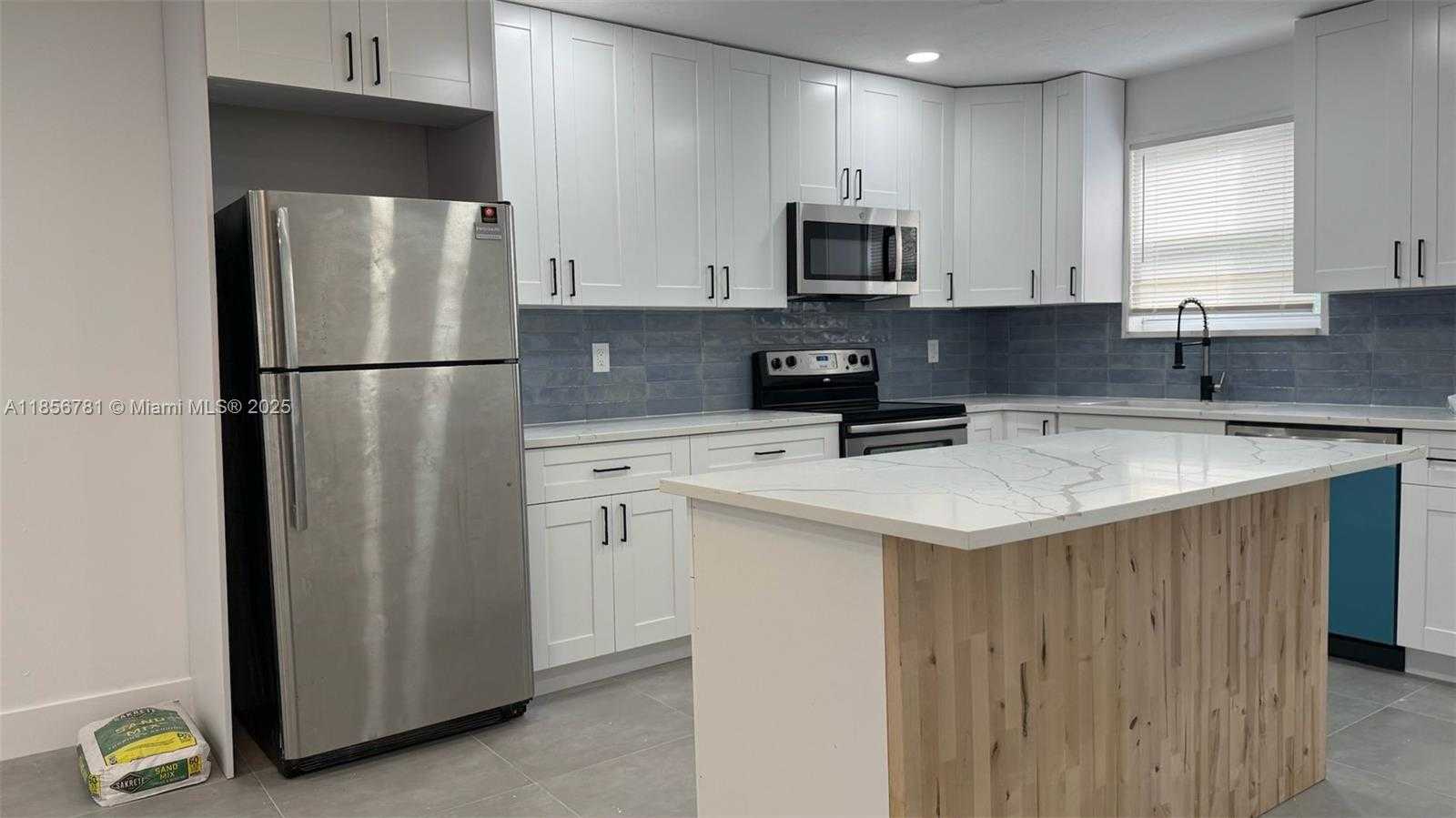 Small Image of 315 NORTH 26TH AVE #417, Hollywood Number 8