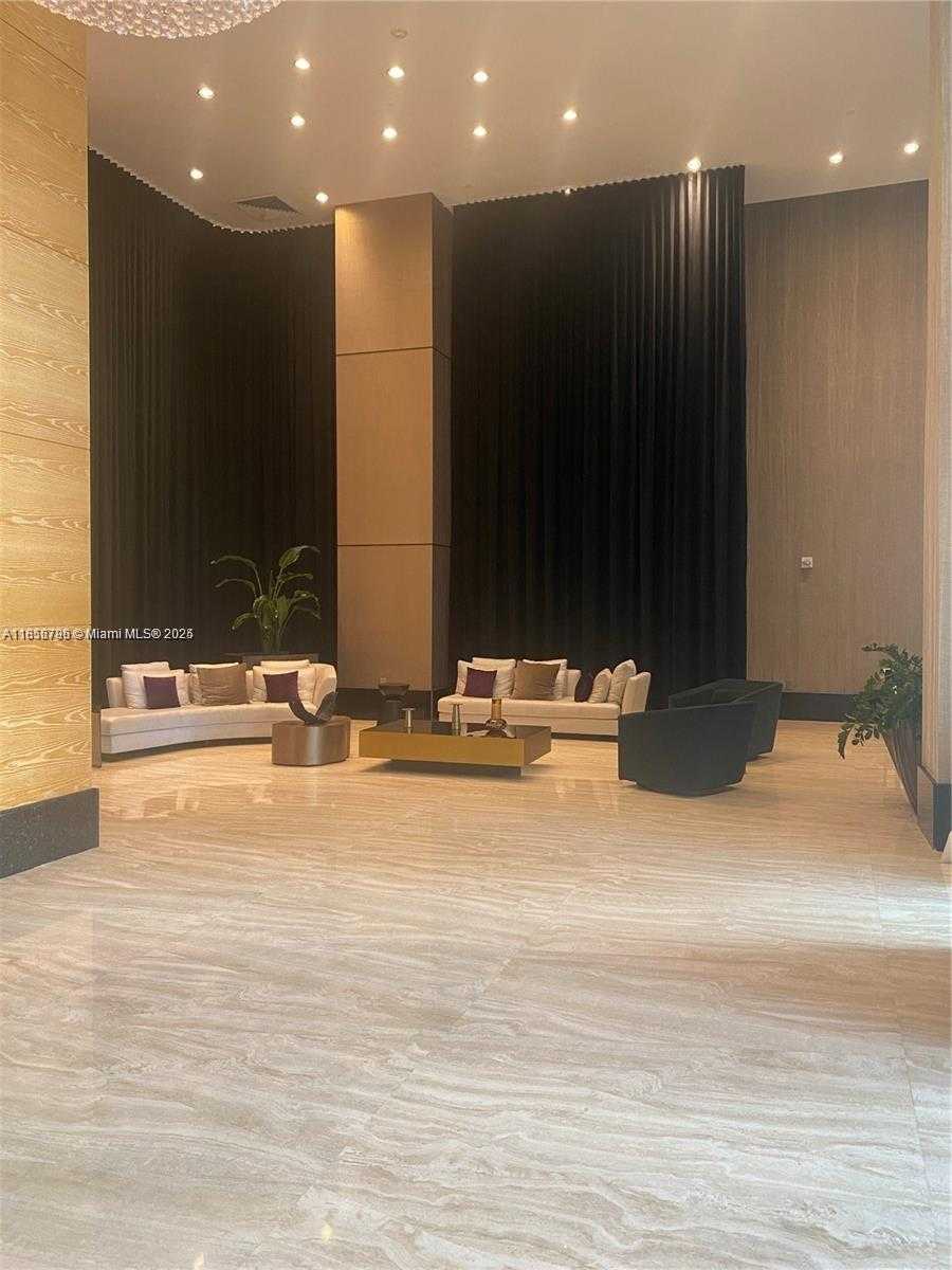 Small Image of 950 BRICKELL BAY DR #602, Miami Number 2