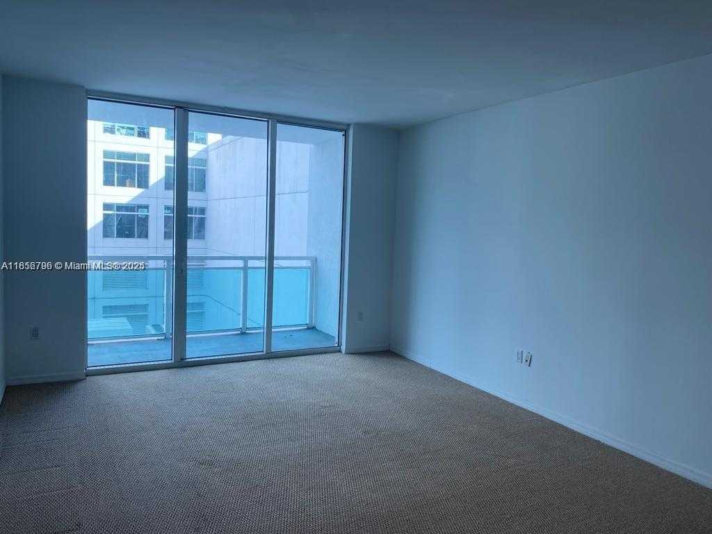 Small Image of 950 BRICKELL BAY DR #602, Miami Number 7