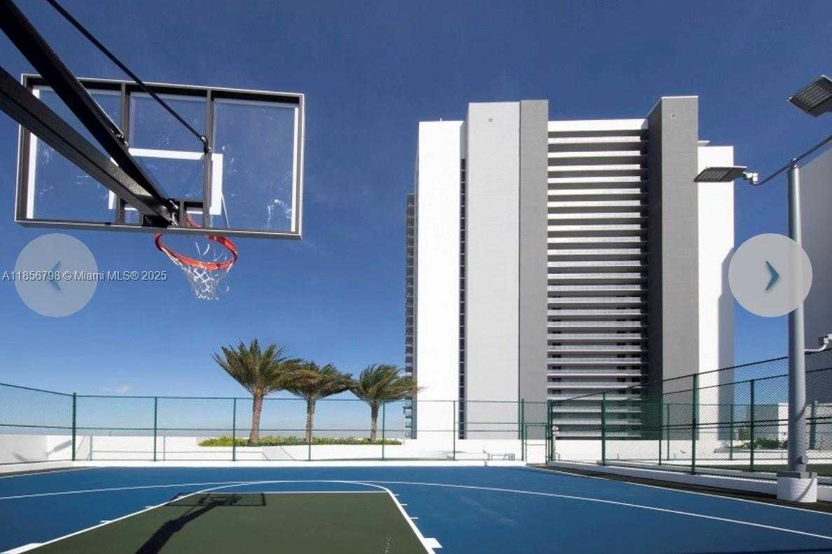 Small Image of 16385 BISCAYNE BLVD #2720, North Miami Beach Number 16
