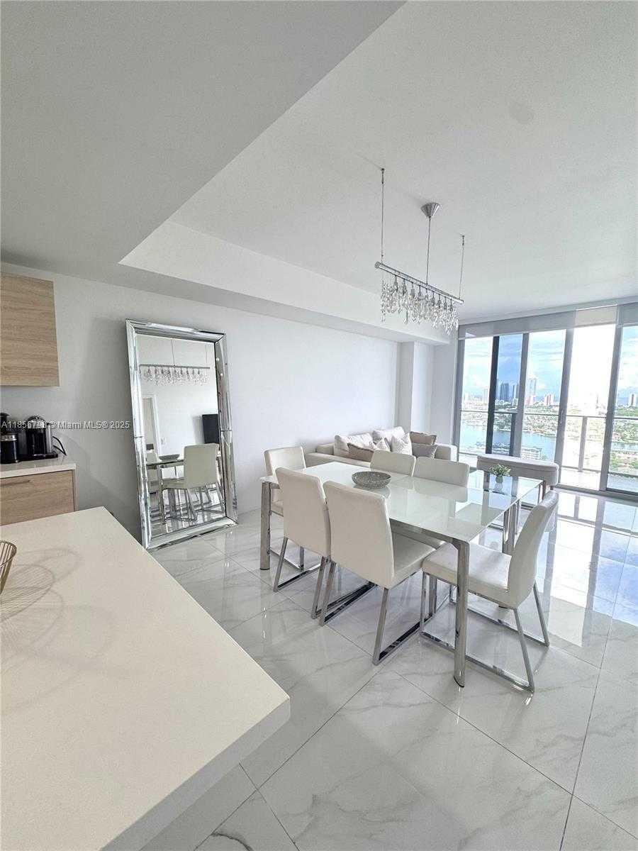 Small Image of 16385 BISCAYNE BLVD #2720, North Miami Beach Number 30